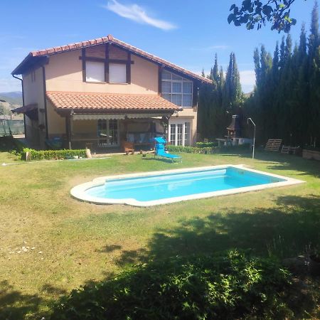 阿耶圭Vivienda El Olivo Con Piscina Privada Y Jardin.别墅 外观 照片